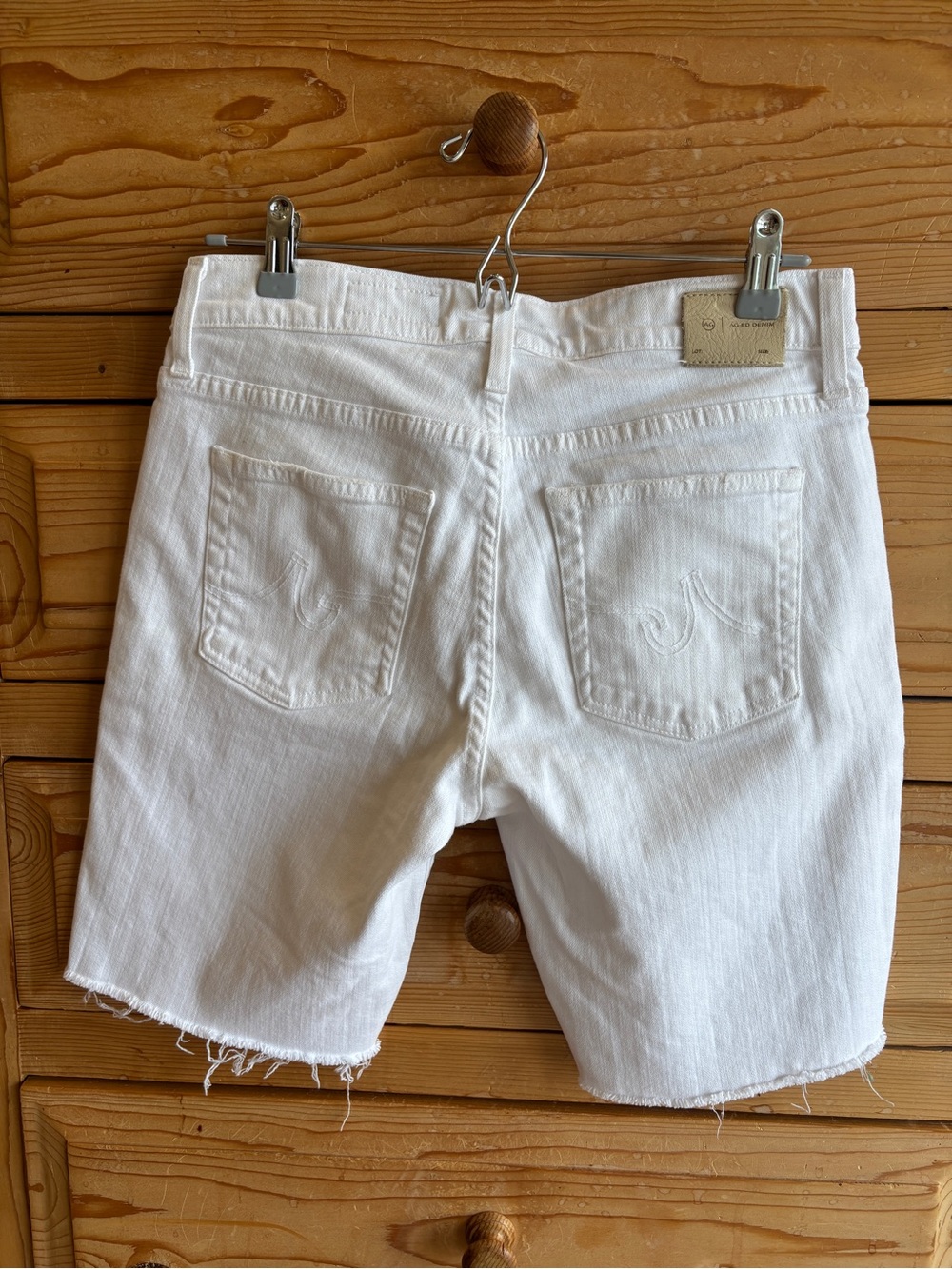 AG NIKKI Relaxed Skinny Short